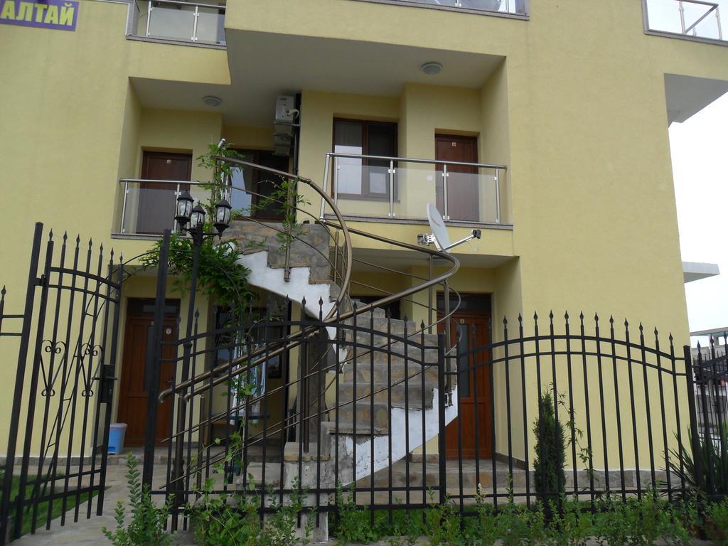 Altay Guest House Lozenets Exterior photo